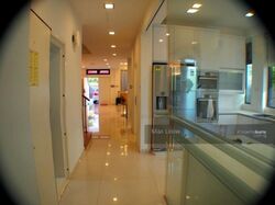 Fernvale Road (D28), Terrace #539787141